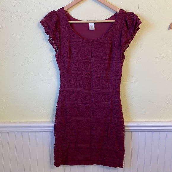 Burgundy Lace Dress - Picture 1 of 4